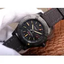 Часы Breitling Avenger Blackbird 44 270218